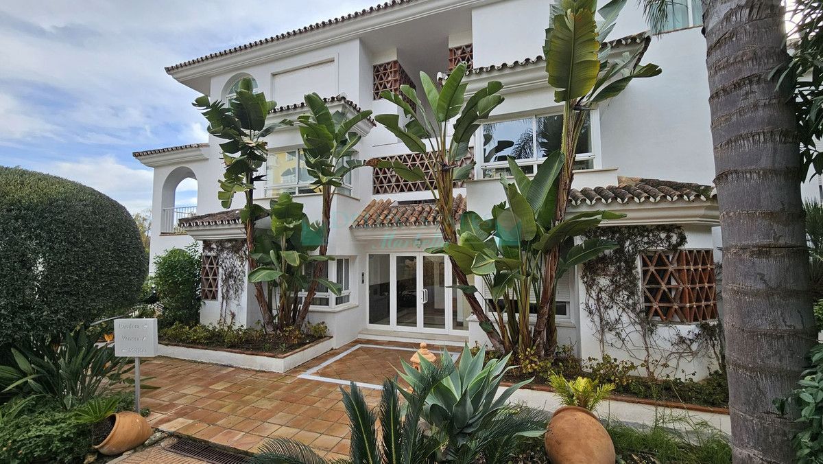 Ground Floor Apartment for rent in Marbella Golden Mile