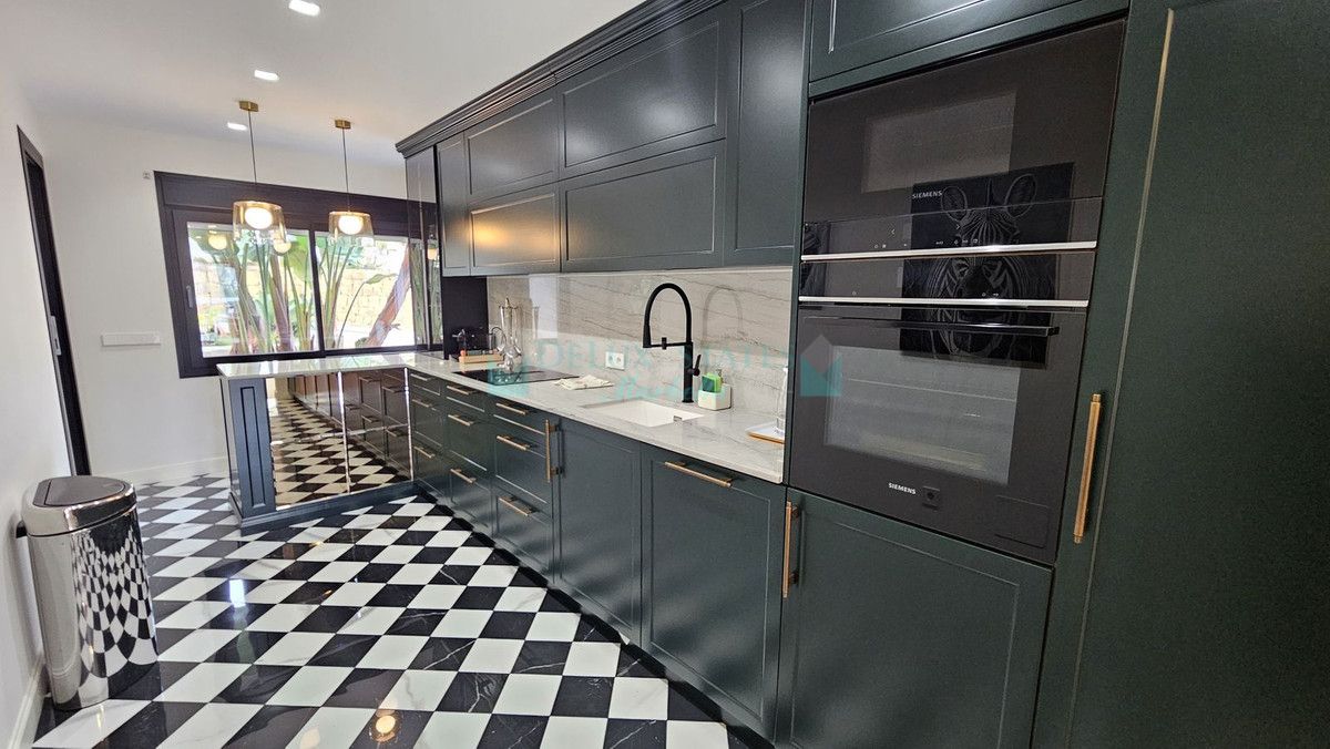 Ground Floor Apartment for rent in Marbella Golden Mile