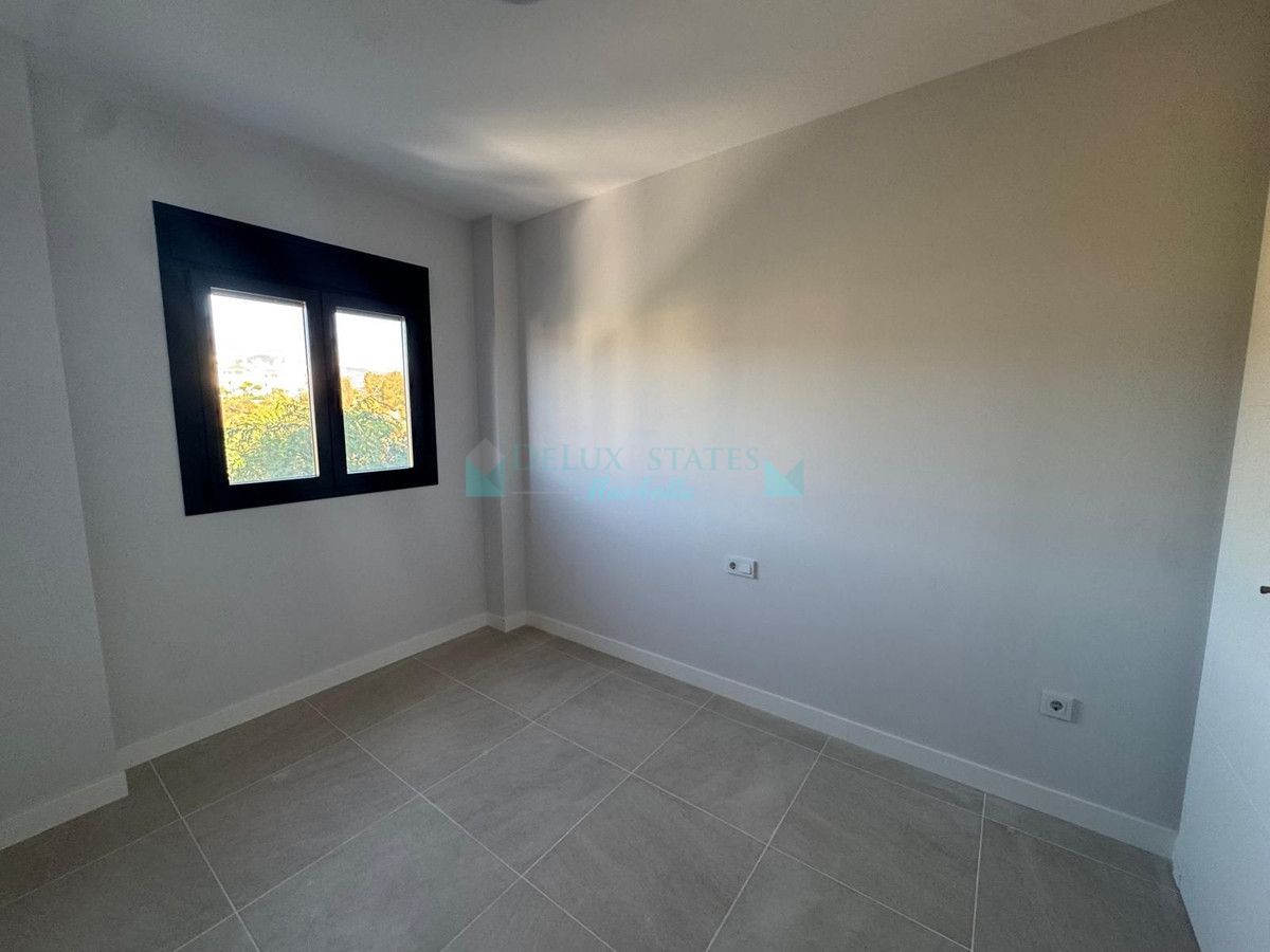 Apartment for rent in Estepona