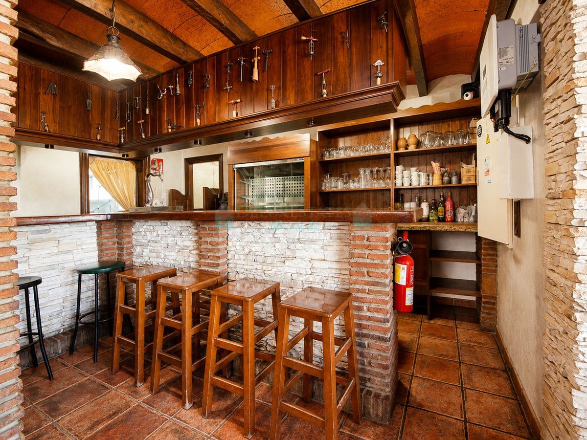 Restaurant for rent in Estepona