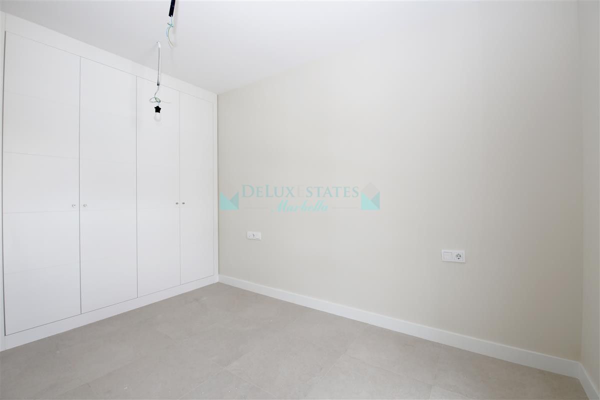 Penthouse for sale in Estepona