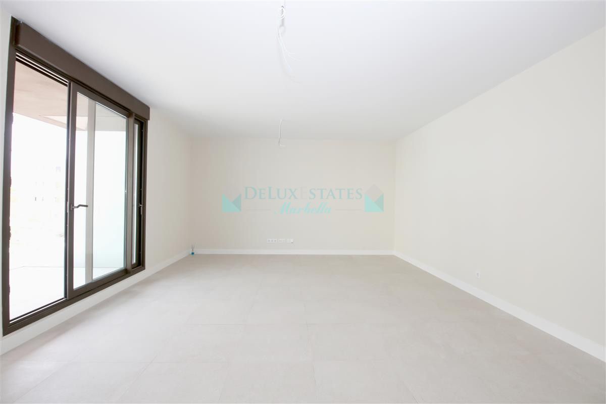 Penthouse for sale in Estepona