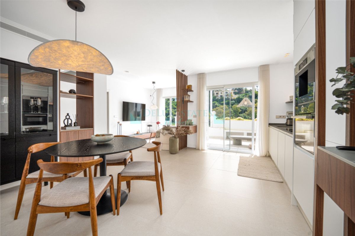 Apartment for sale in Benahavis