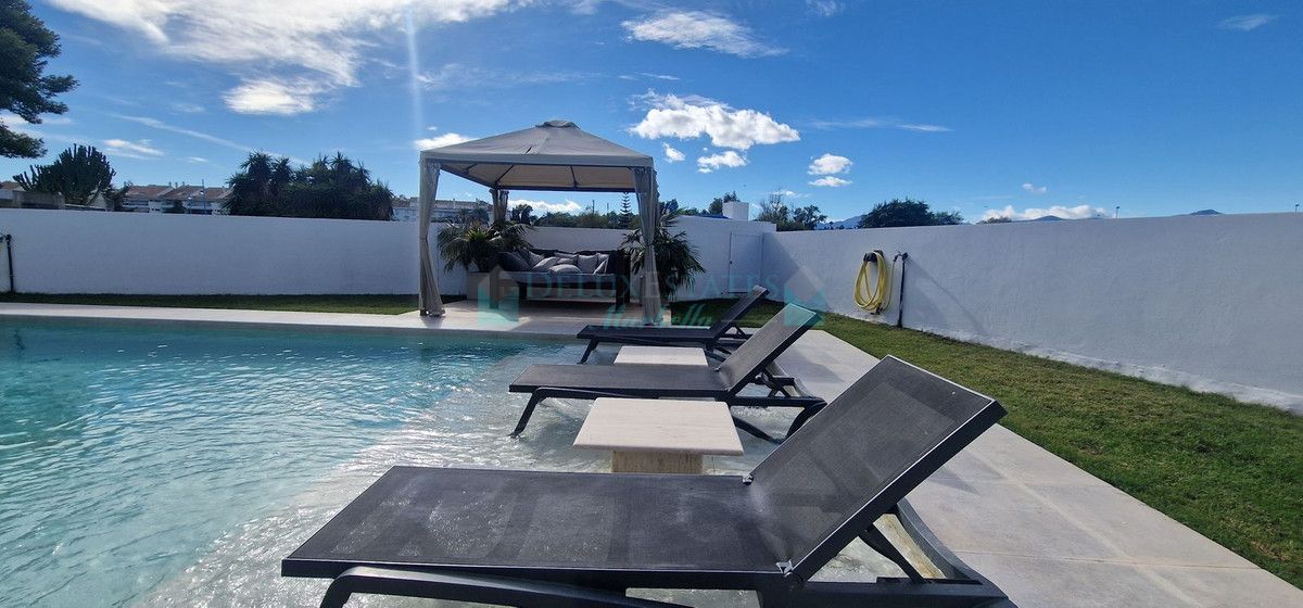 Villa en venta en San Pedro de Alcantara