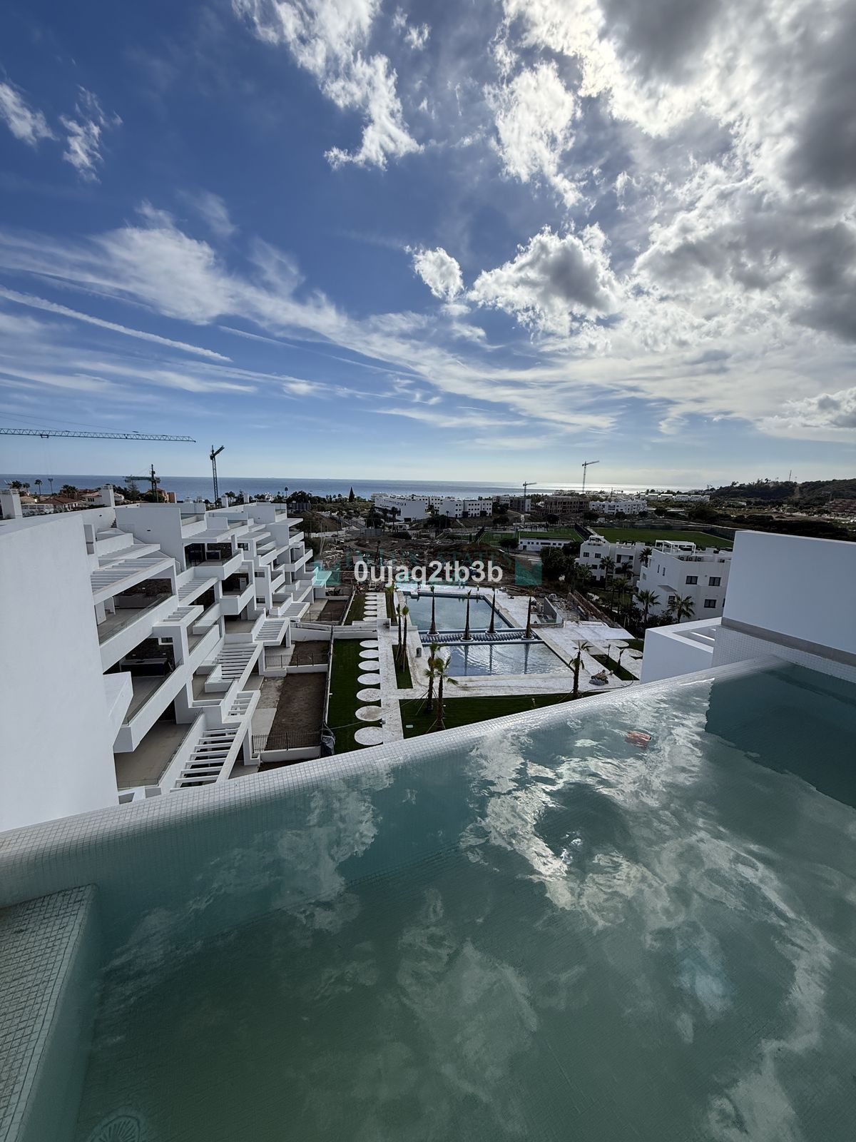 Penthouse for sale in Estepona