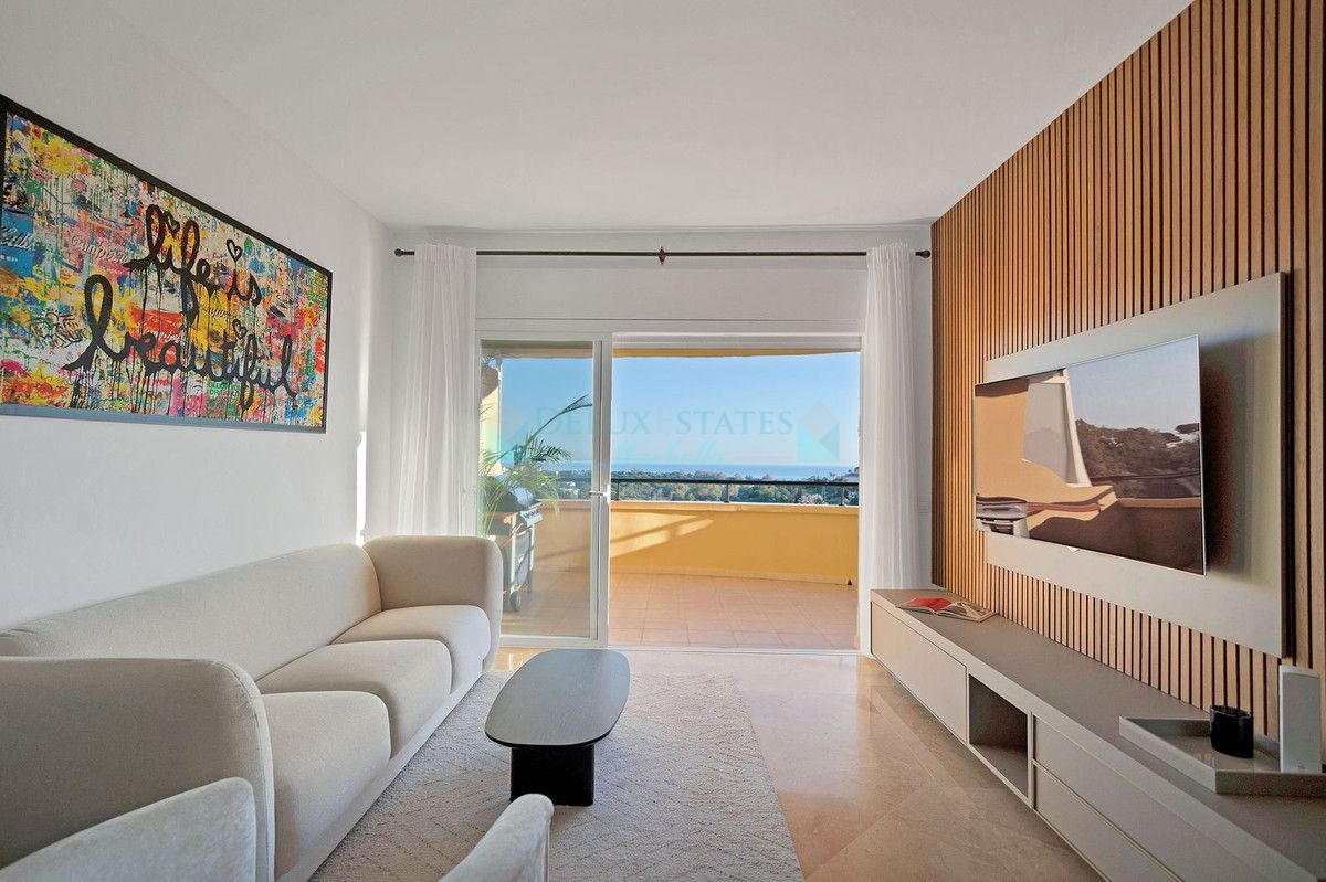 Apartamento en venta en Elviria, Marbella Este