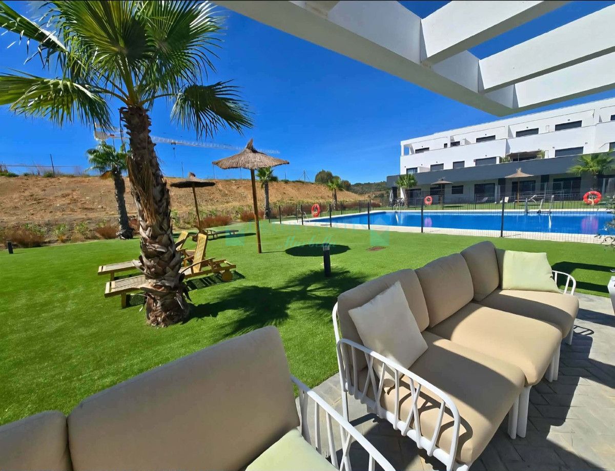 Ground Floor Apartment for sale in Estepona
