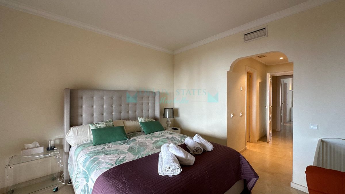 Ático en alquiler en Estepona