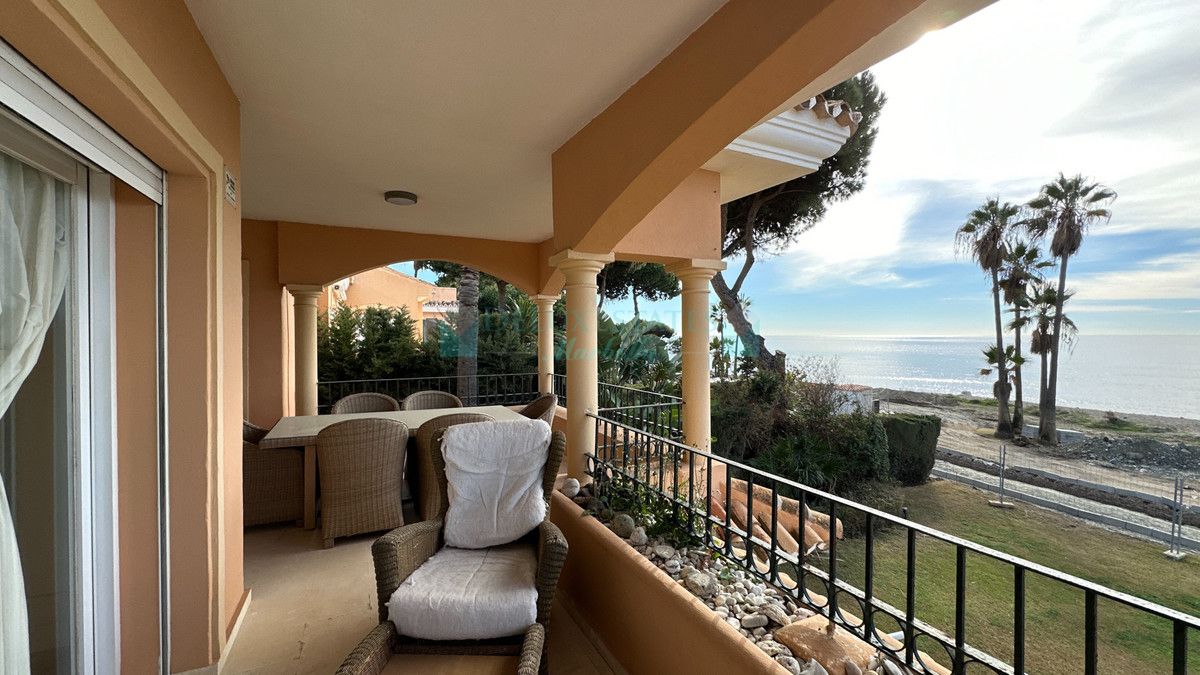 Ático en alquiler en Estepona