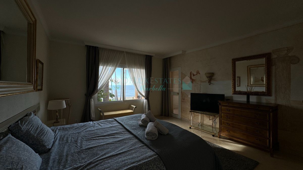 Ático en alquiler en Estepona