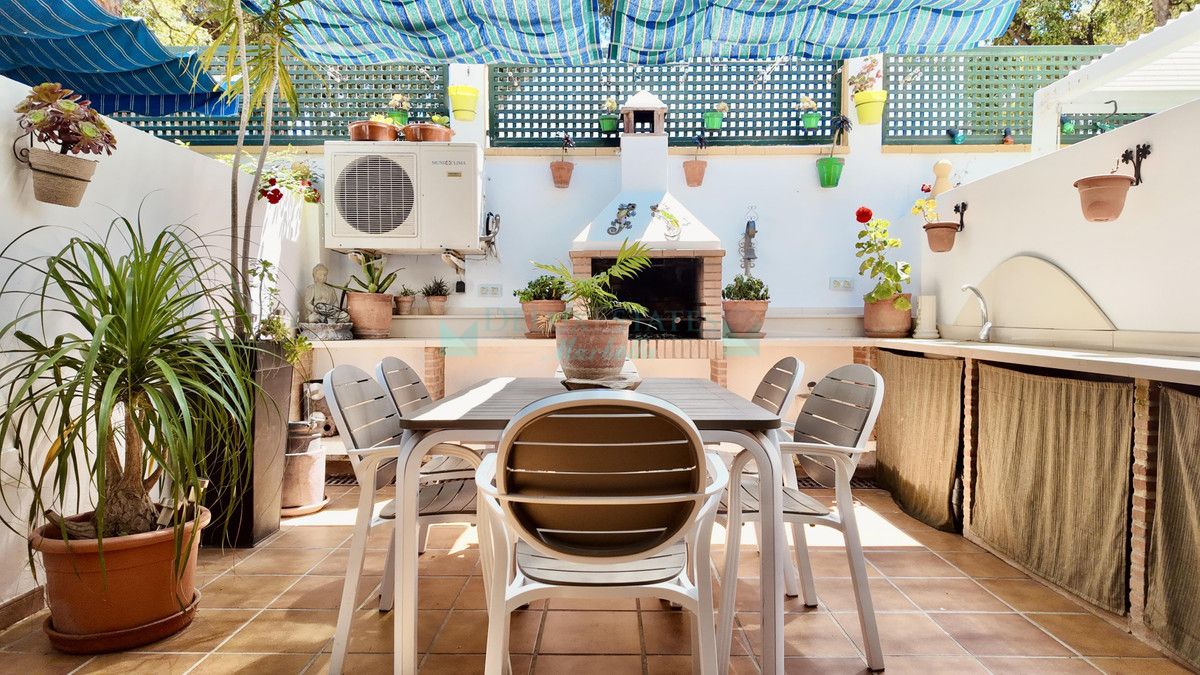 Adosado en venta en Elviria, Marbella Este