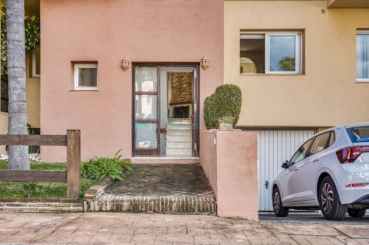 Town House for sale in Marbella