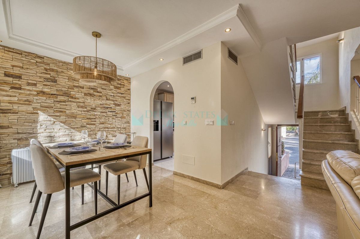 Town House for sale in Marbella