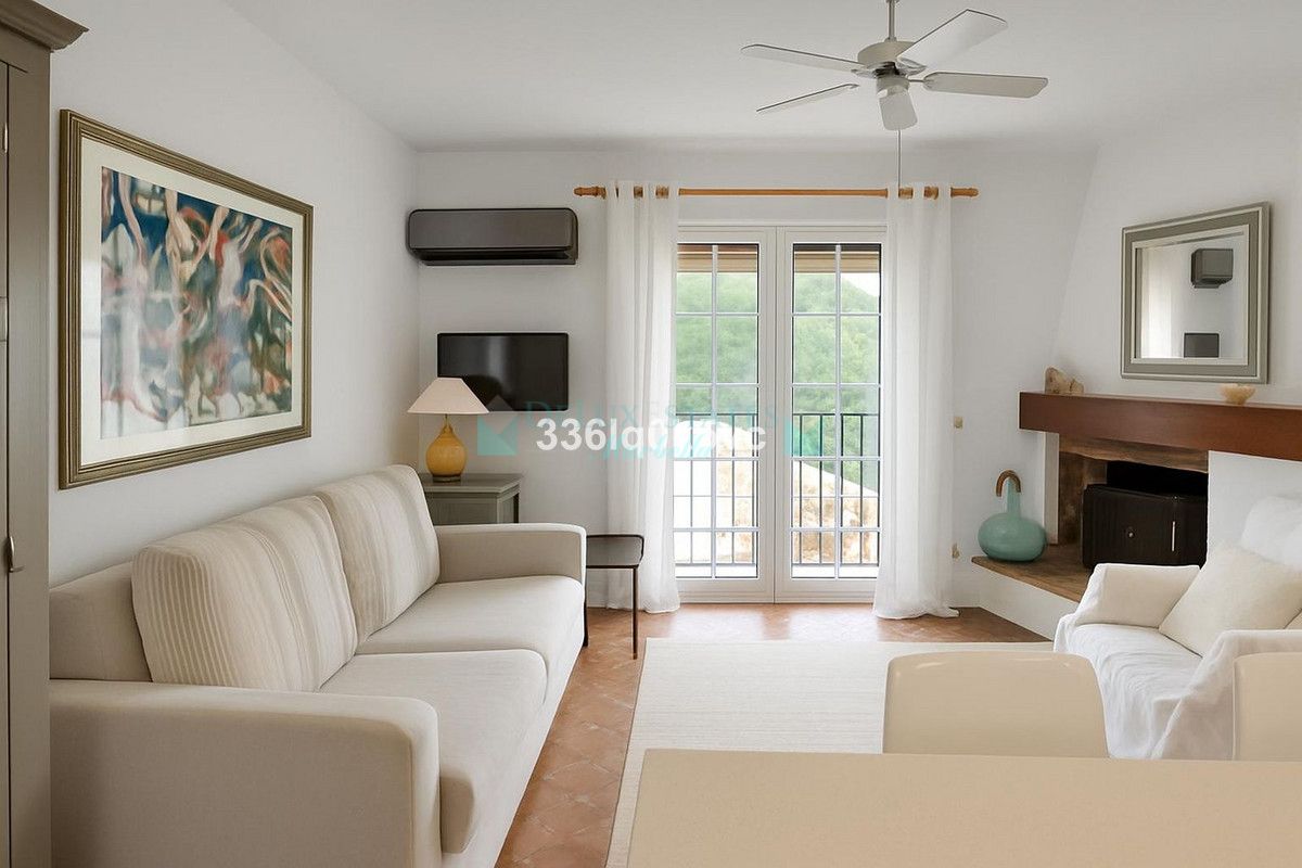 Penthouse for sale in Benahavis