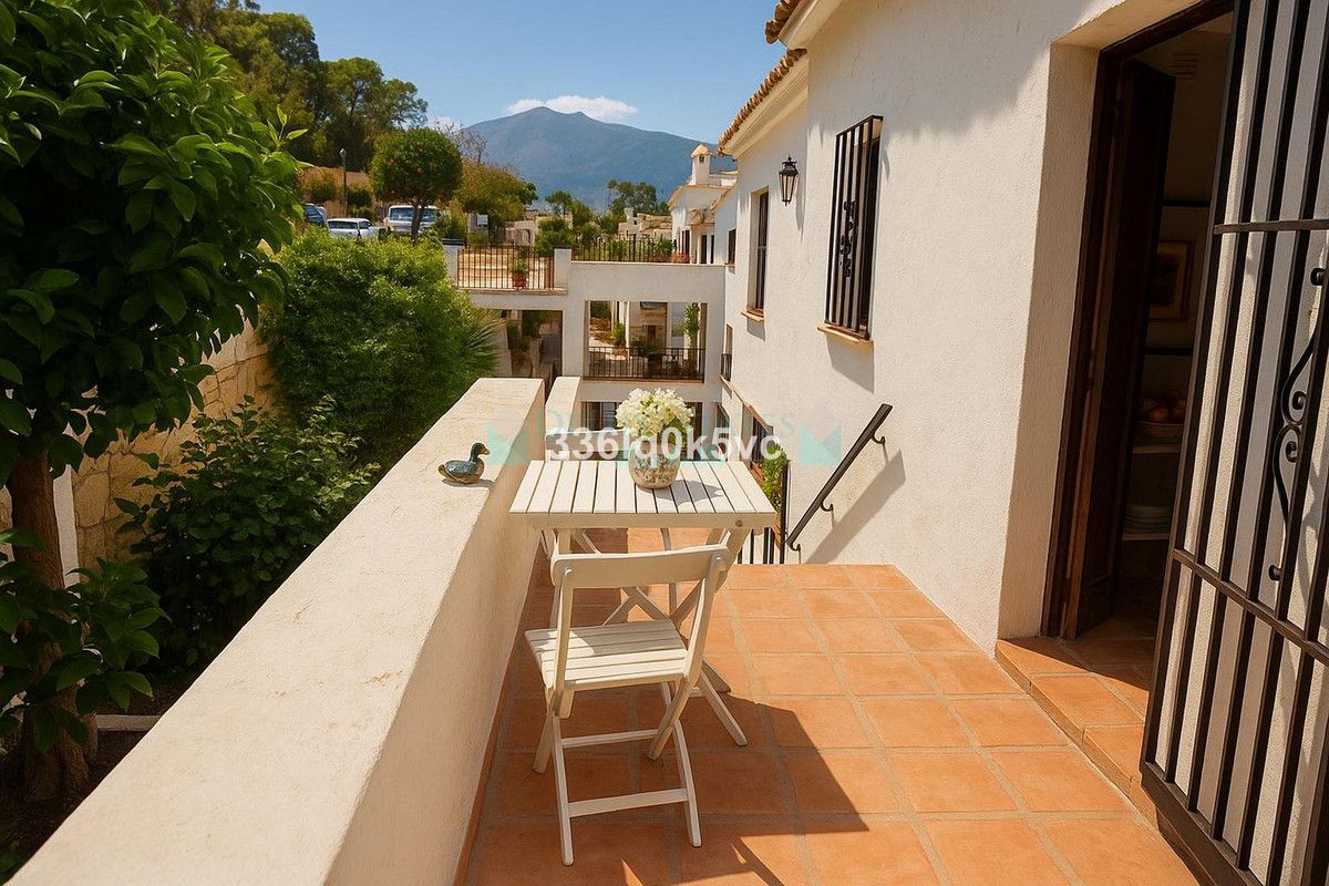 Penthouse for sale in Benahavis