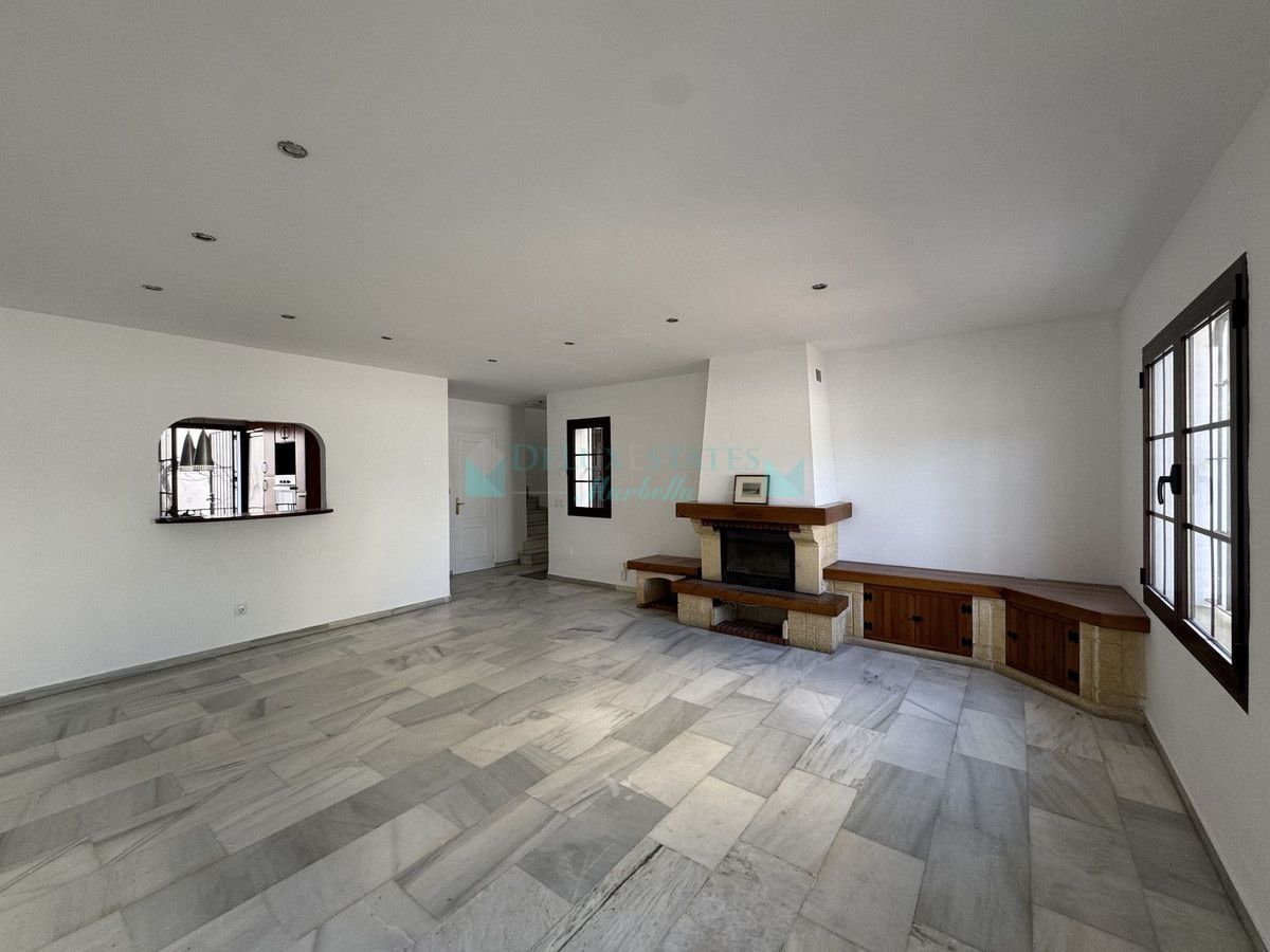 Town House for sale in Marbella