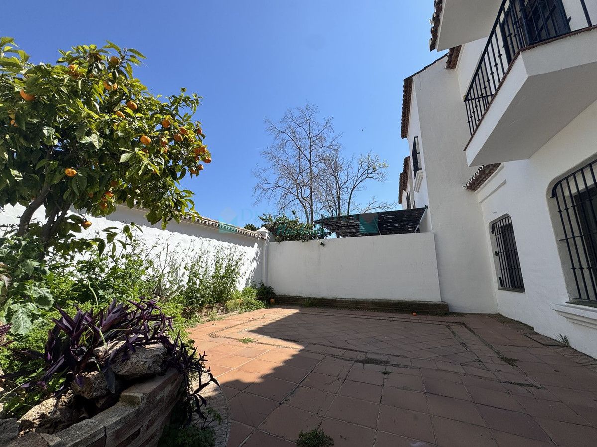 Town House for sale in Marbella