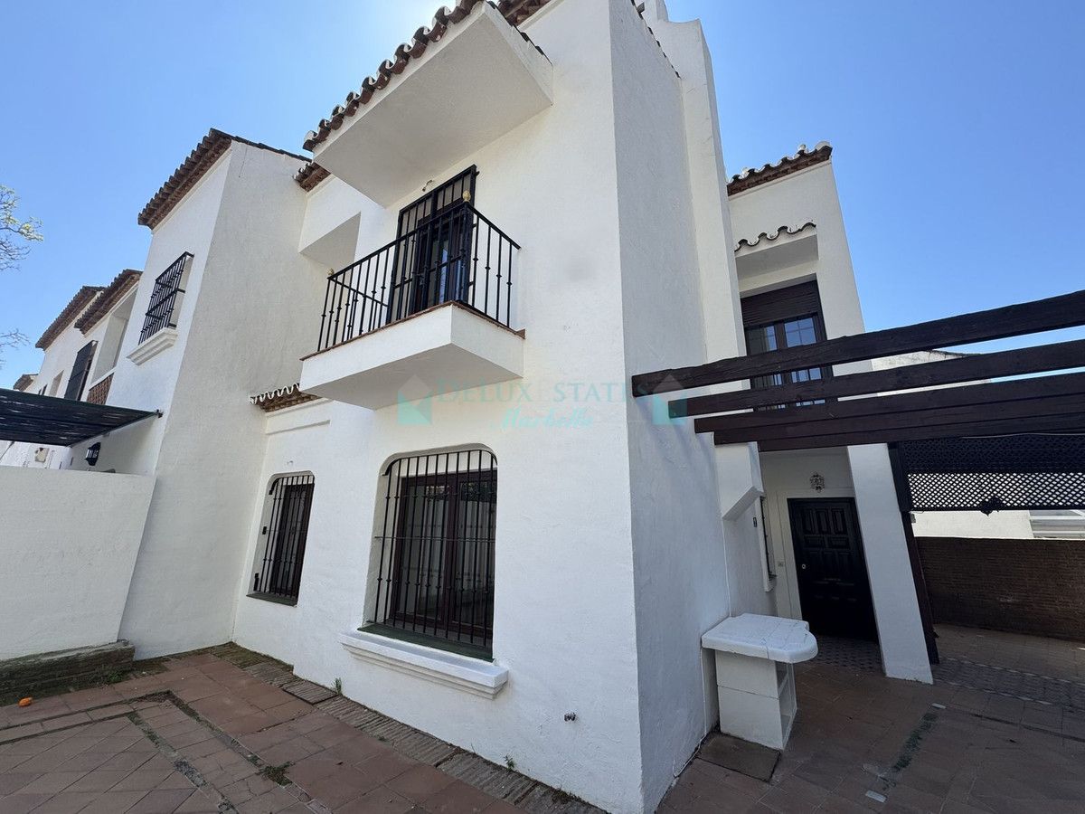 Town House for sale in Marbella