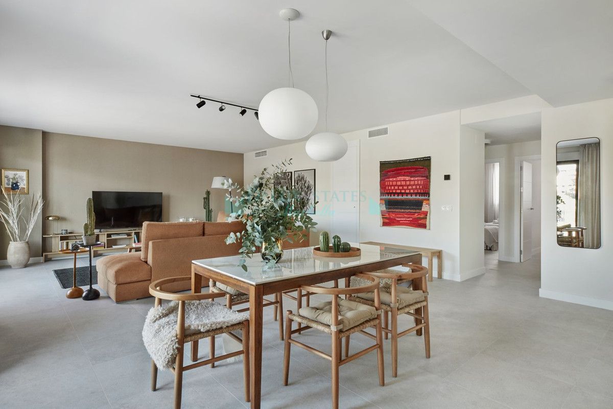 Apartamento en venta en Estepona