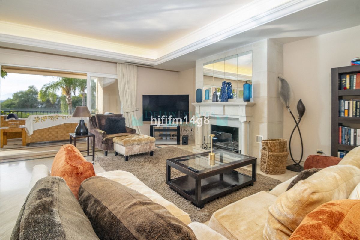 Apartment for sale in Marbella Golden Mile