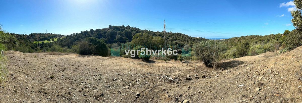 Plot for sale in Cabopino, Marbella East