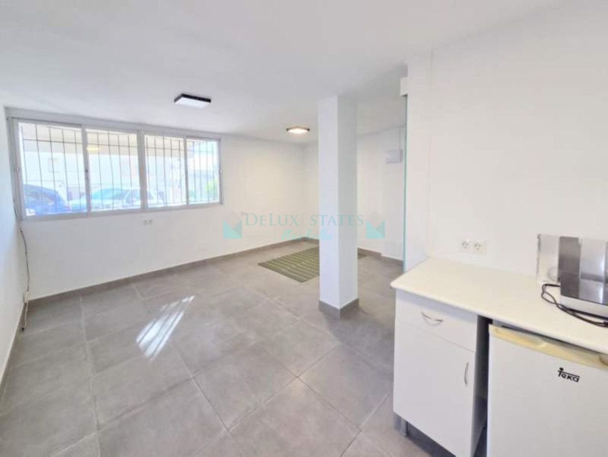 Studio for sale in Estepona