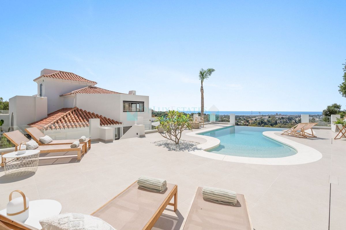 Villa en venta en Nueva Andalucia