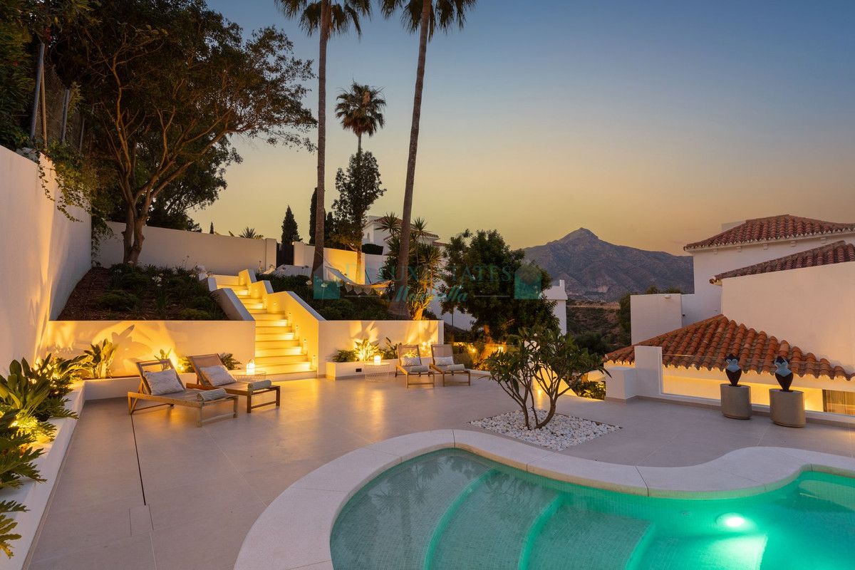 Villa en venta en Nueva Andalucia