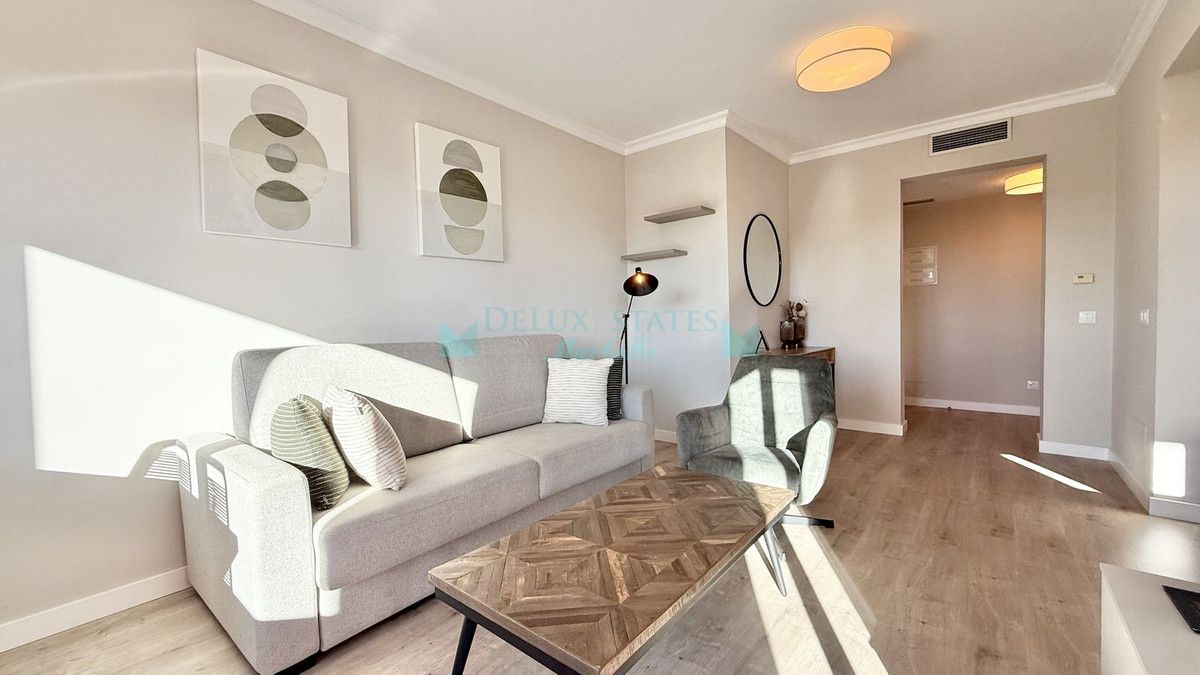 Apartment for sale in Benahavis