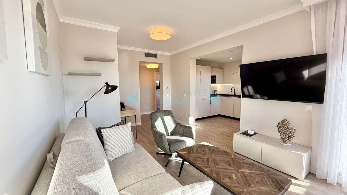 Apartment for sale in Benahavis