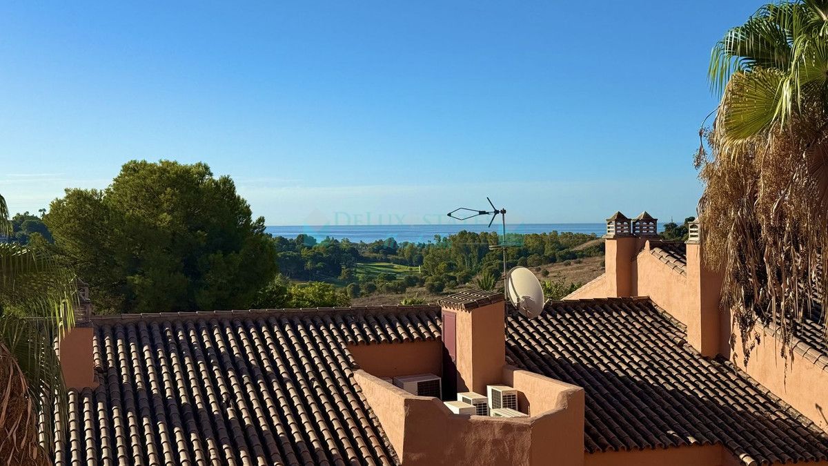Apartment for sale in Benahavis