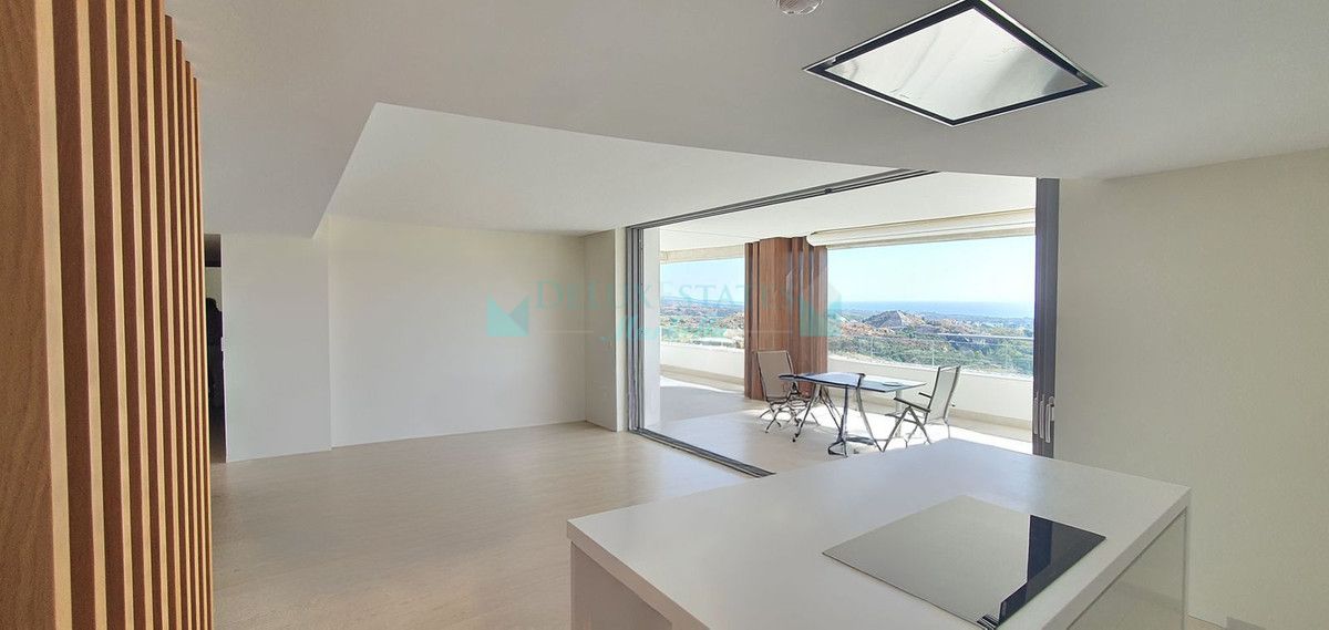Apartment for sale in La Quinta, Benahavis