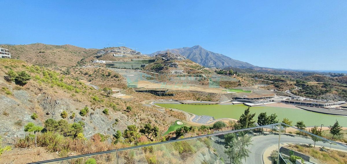 Apartment for sale in La Quinta, Benahavis