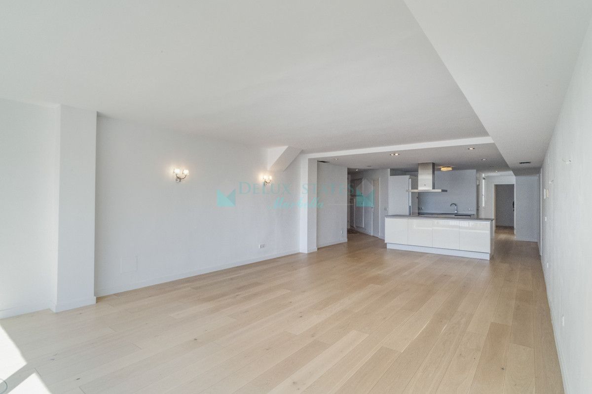 Apartment for rent in Marbella - Puerto Banus