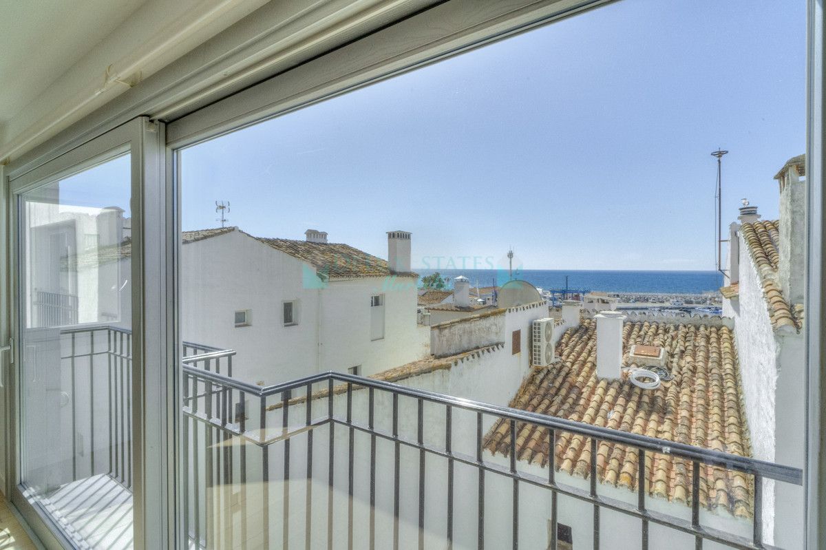 Apartment for rent in Marbella - Puerto Banus