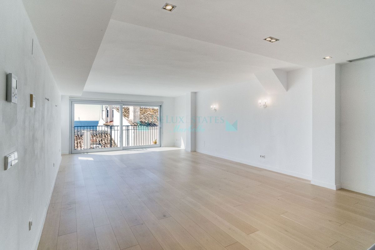 Apartment for rent in Marbella - Puerto Banus