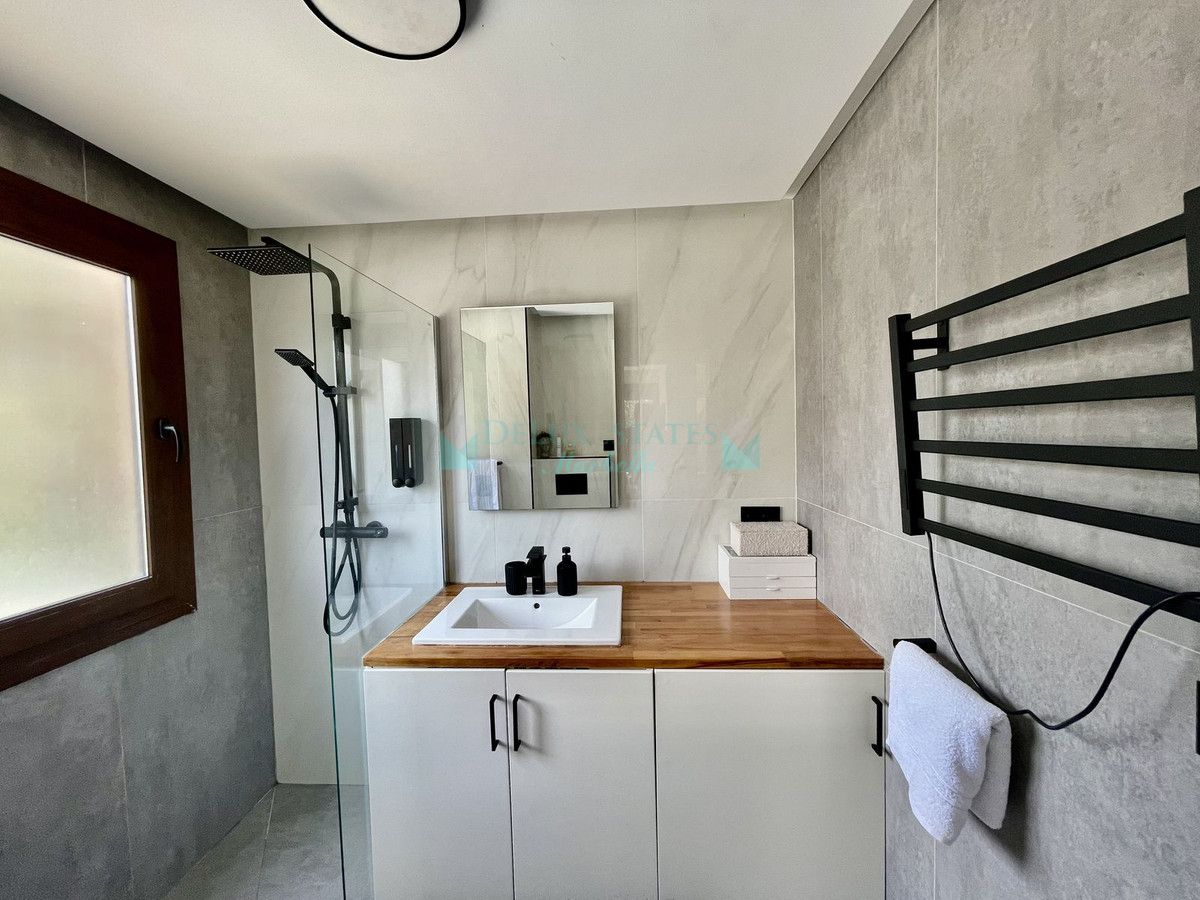 Studio for sale in Nueva Andalucia