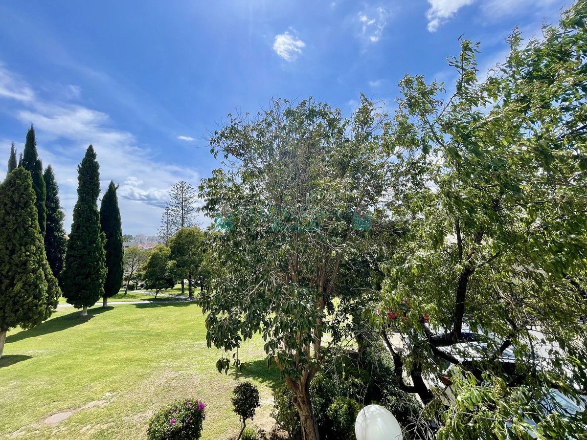 Studio for sale in Nueva Andalucia