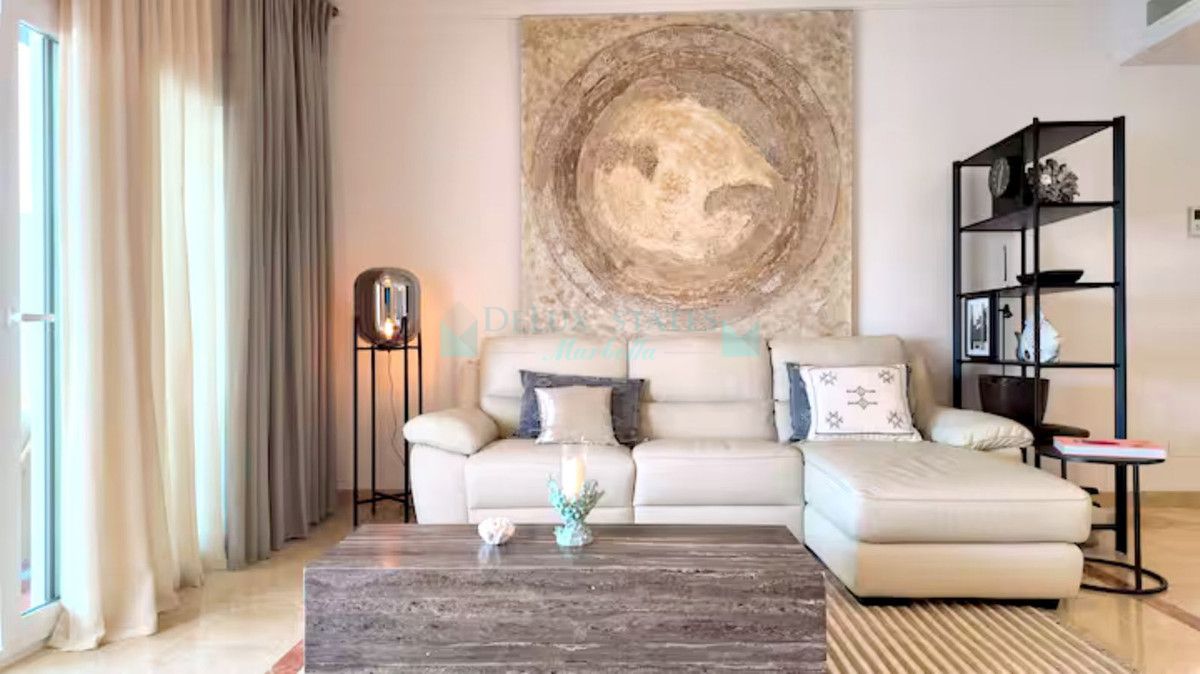 Ground Floor Apartment for rent in El Paraiso, Estepona