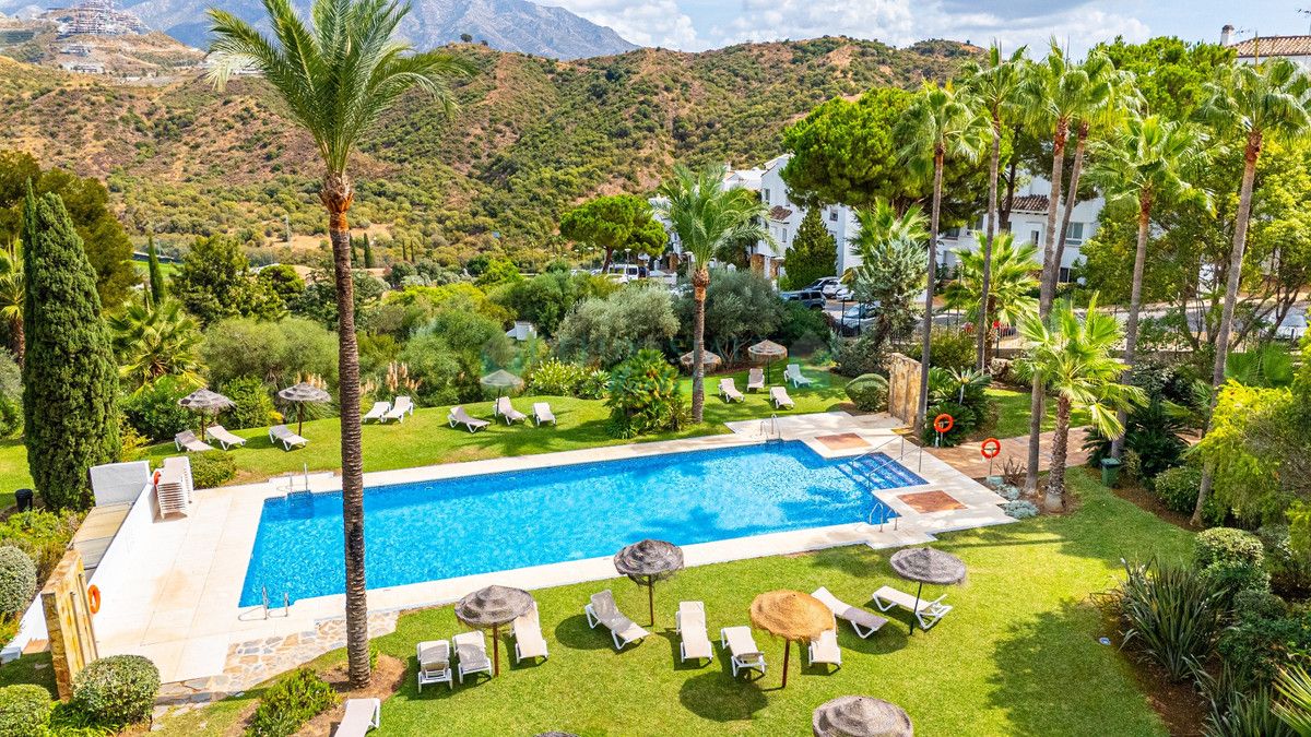 Apartment for sale in La Quinta, Benahavis