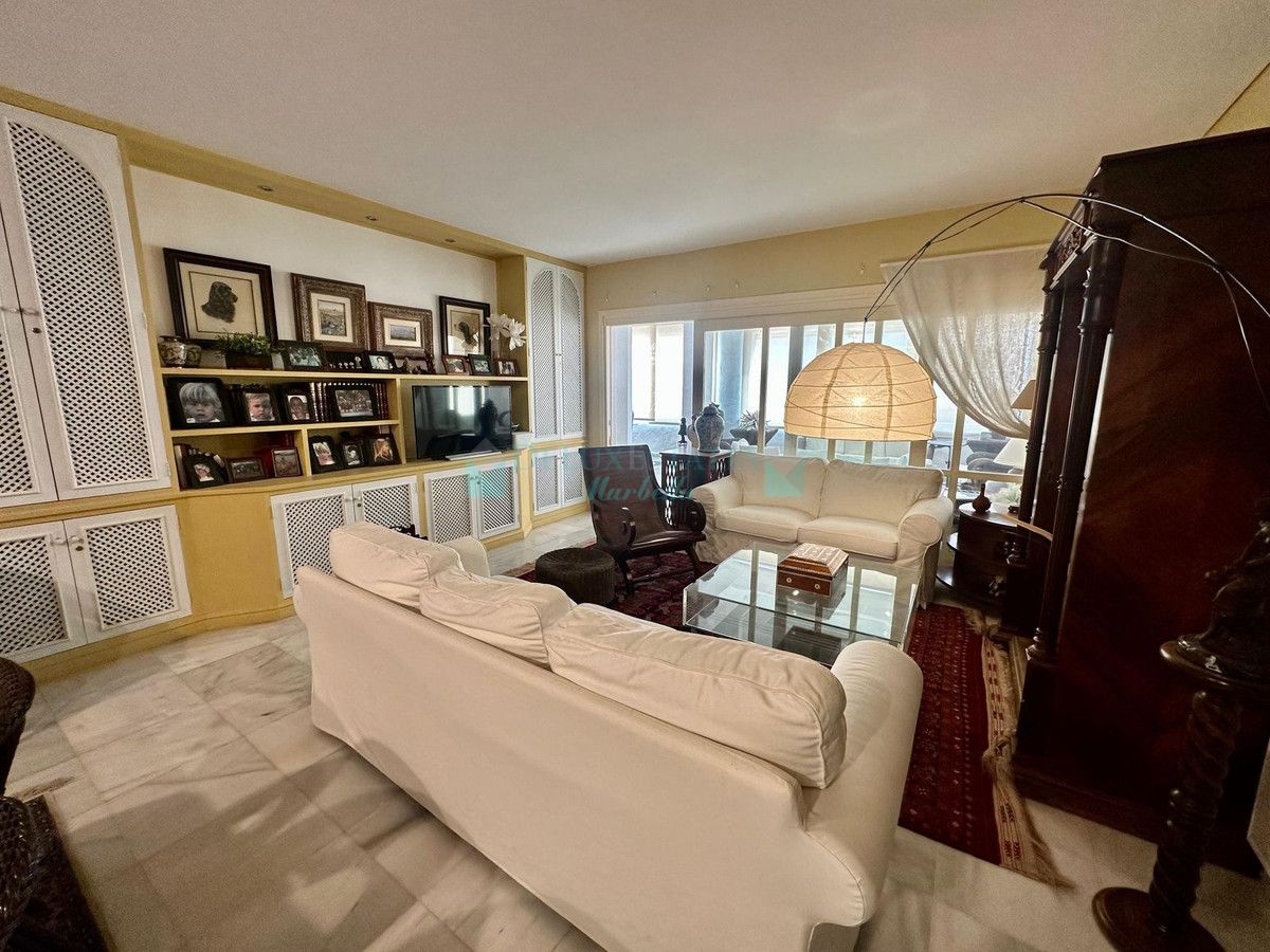 Ground Floor Apartment for sale in Marbella - Puerto Banus