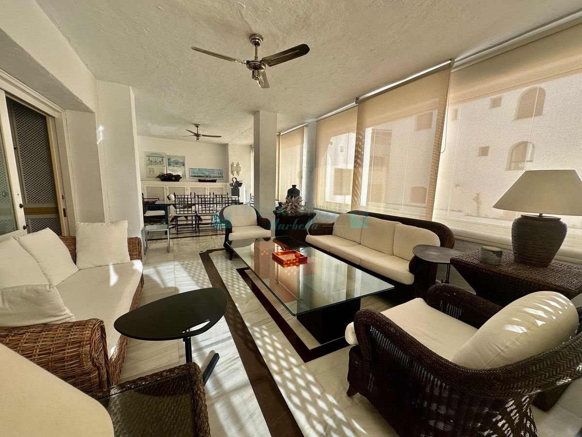 Ground Floor Apartment for sale in Marbella - Puerto Banus