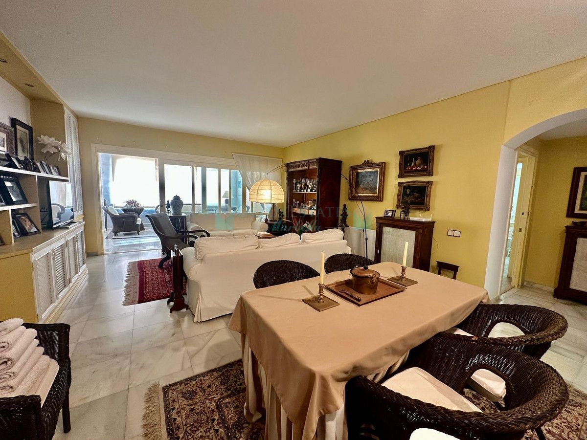 Ground Floor Apartment for sale in Marbella - Puerto Banus