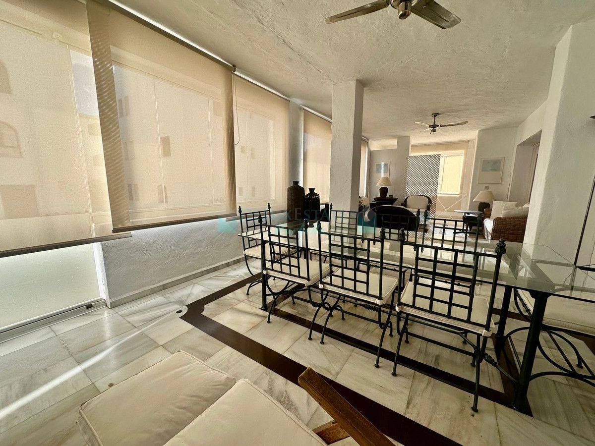 Ground Floor Apartment for sale in Marbella - Puerto Banus