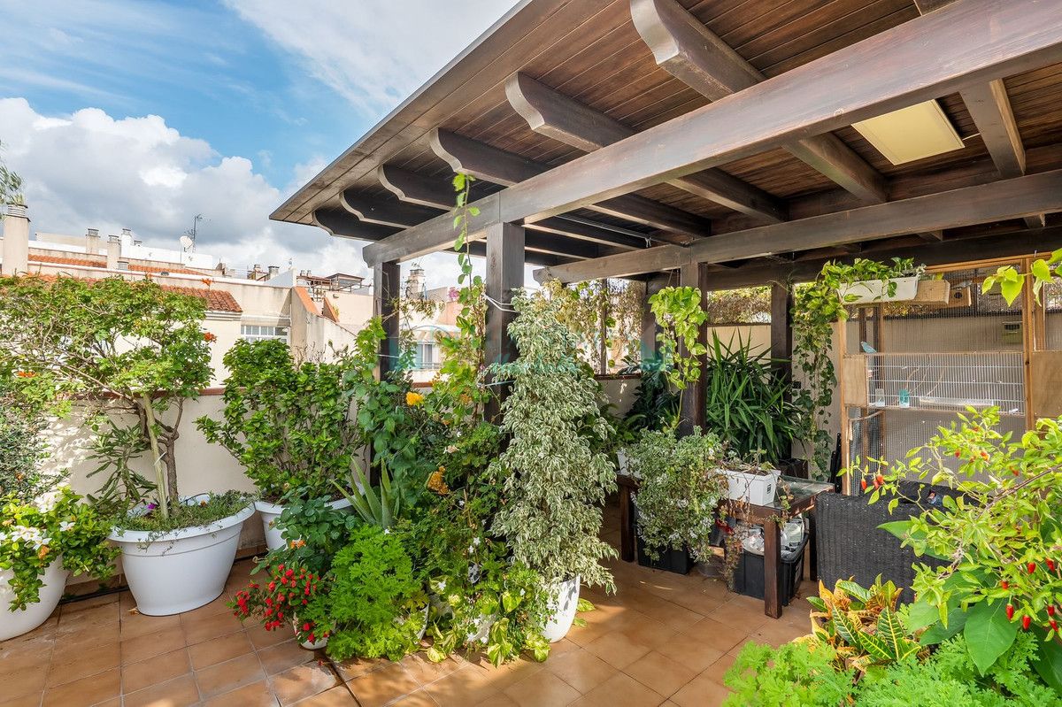 Penthouse for sale in Estepona