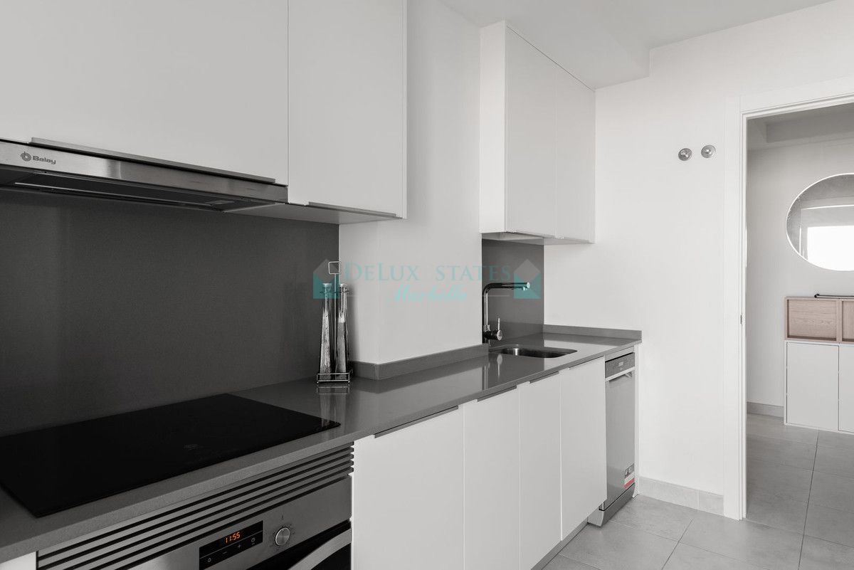 Apartment for sale in Estepona