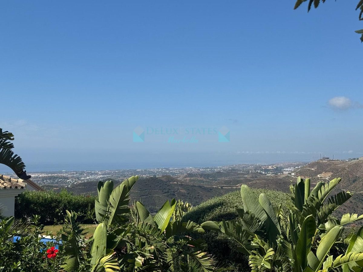 Villa for sale in Istan