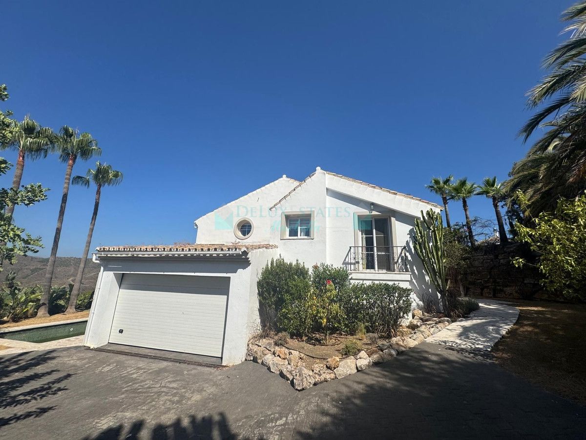 Villa for sale in Istan