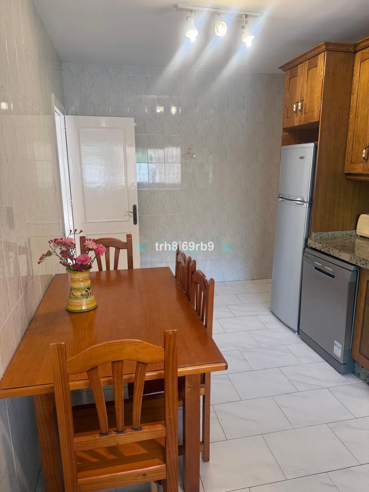 Villa for sale in Benamara, Estepona