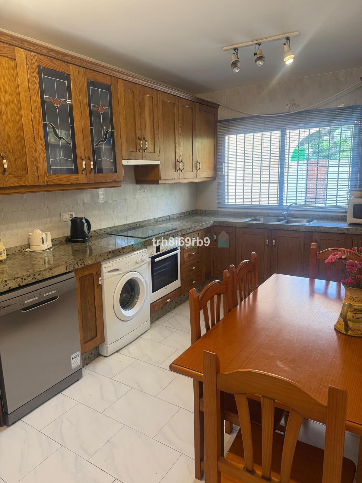 Villa for sale in Benamara, Estepona